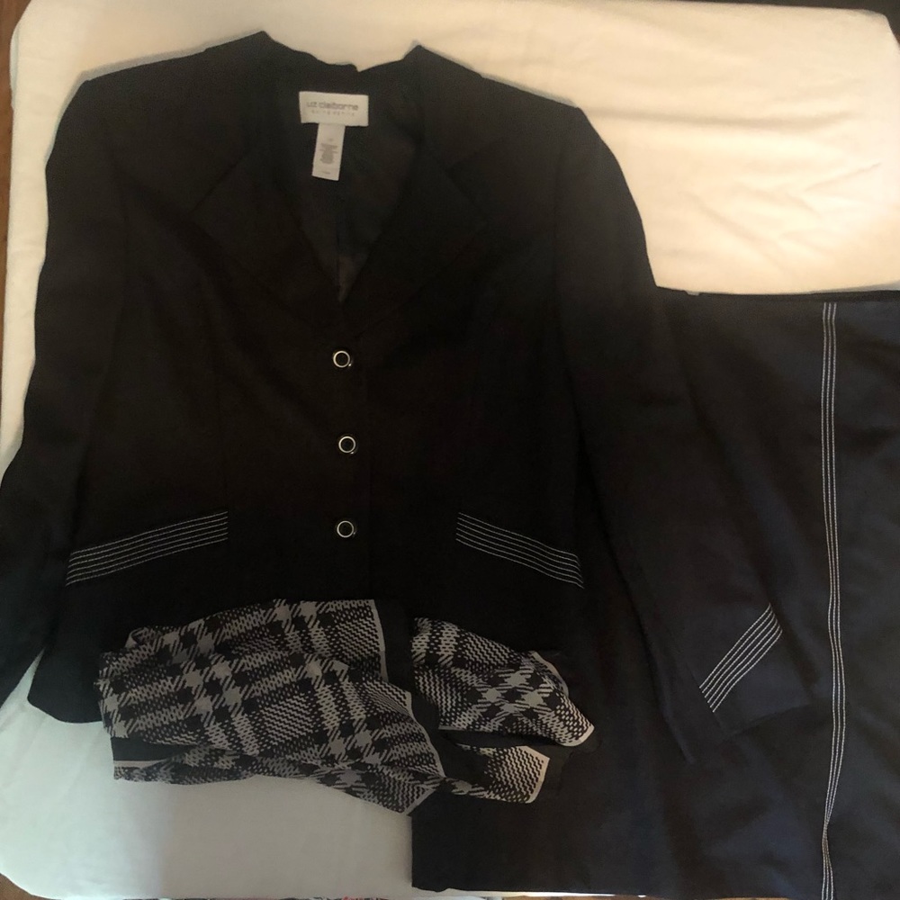 Liz Claiborne petite size 14 ladies suit.